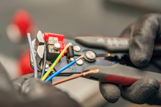 Best Industrial Electrical Services  in Junction City, OR