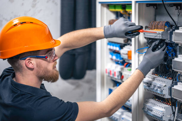 Best Ceiling Fan Installation Electrician  in Junction City, OR